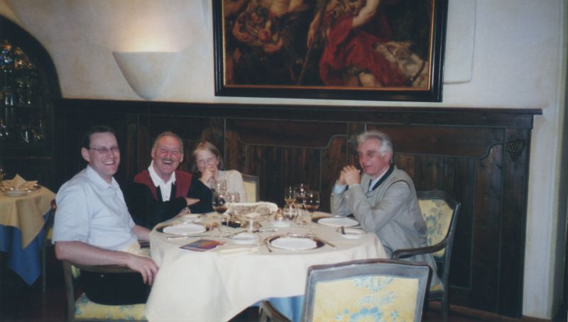 Gruppenbild mit Dame im Deidesheimer Hof